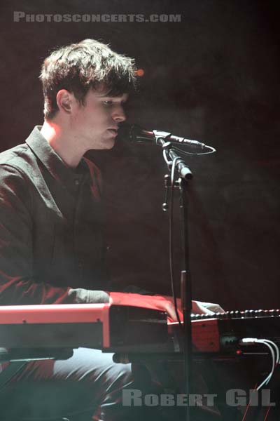 JAMES BLAKE - 2011-11-04 - PARIS - La Cigale - 